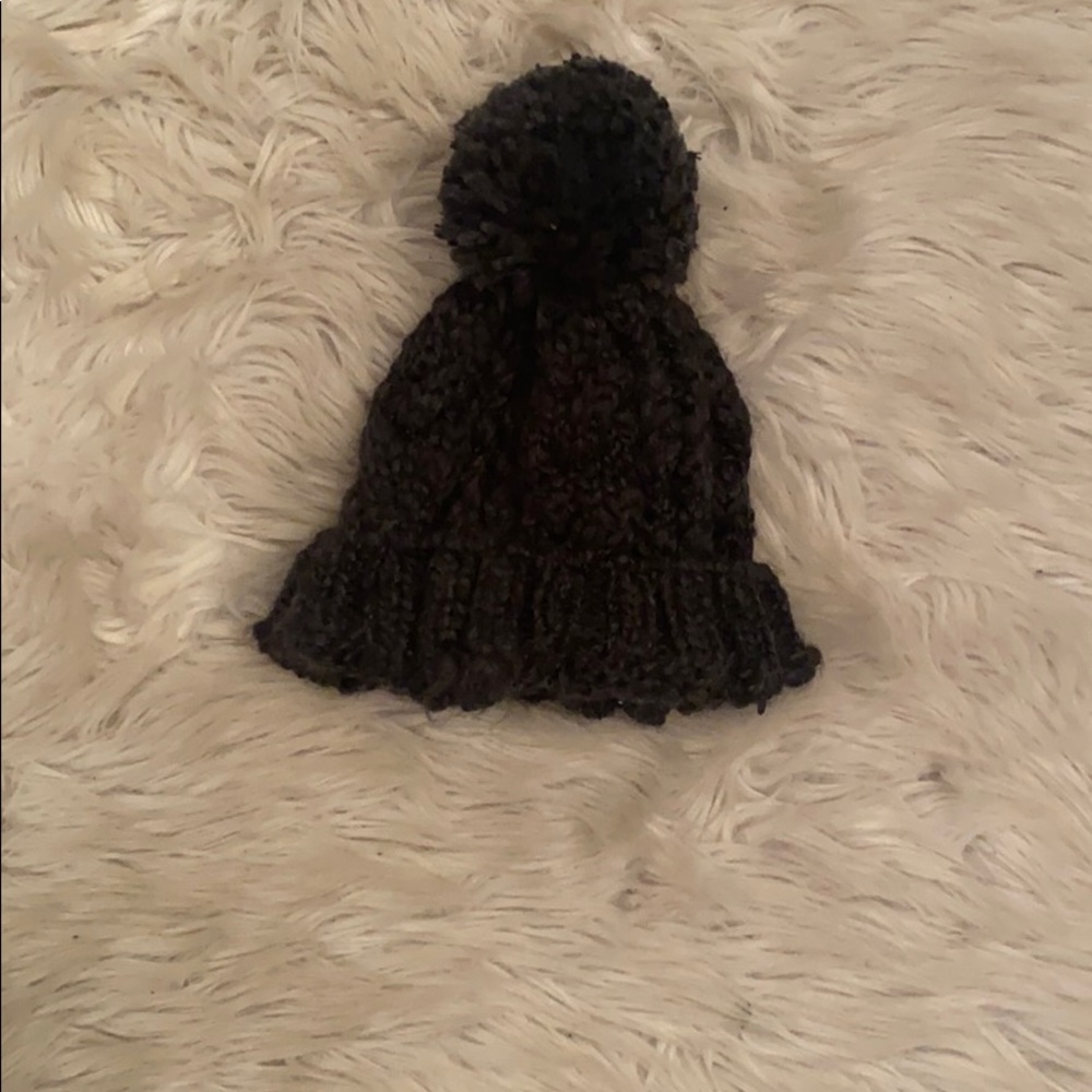 EXPRESS winter hat